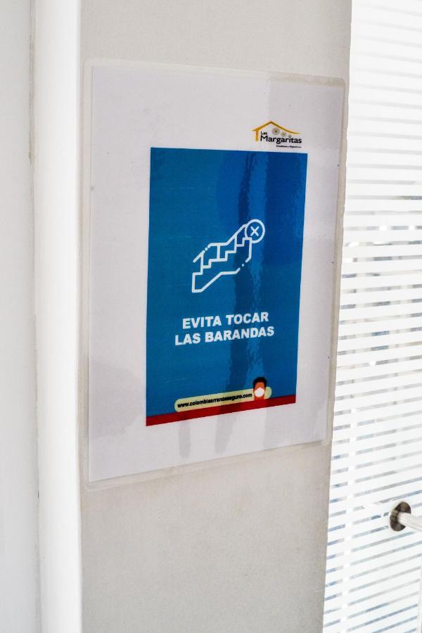 Hotel Las Margaritas Alojamientos Баранкила Екстериор снимка