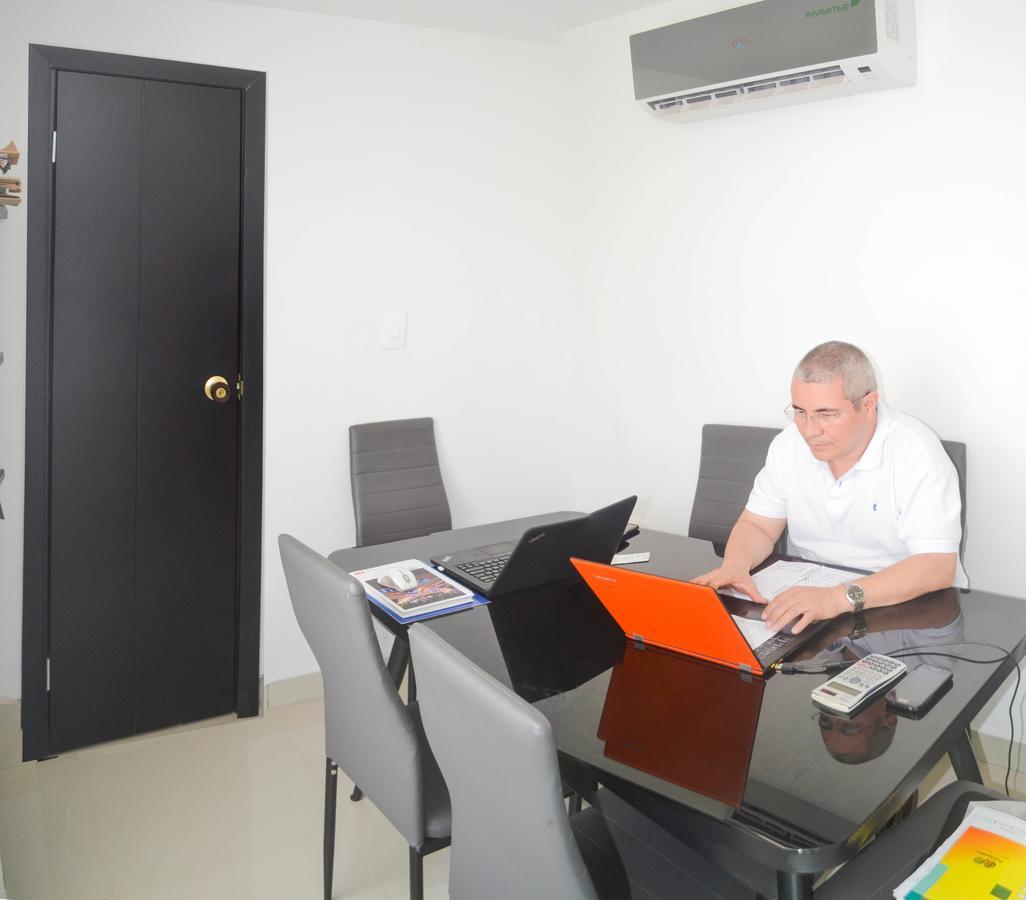 Hotel Las Margaritas Alojamientos Баранкила Екстериор снимка
